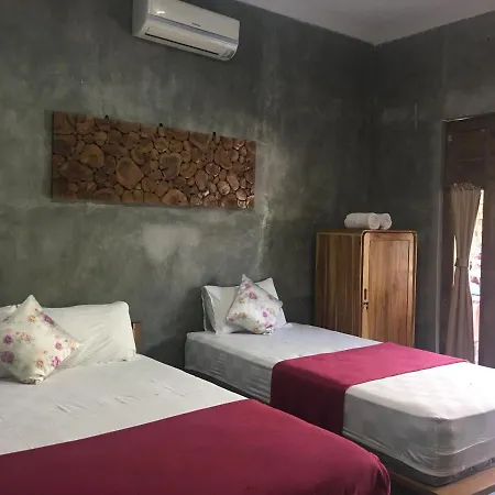 Watukarung Ristu Homestay Kalak Exterior photo
