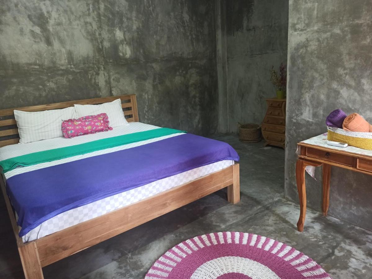 Watukarung Ristu Bed & Breakfast *