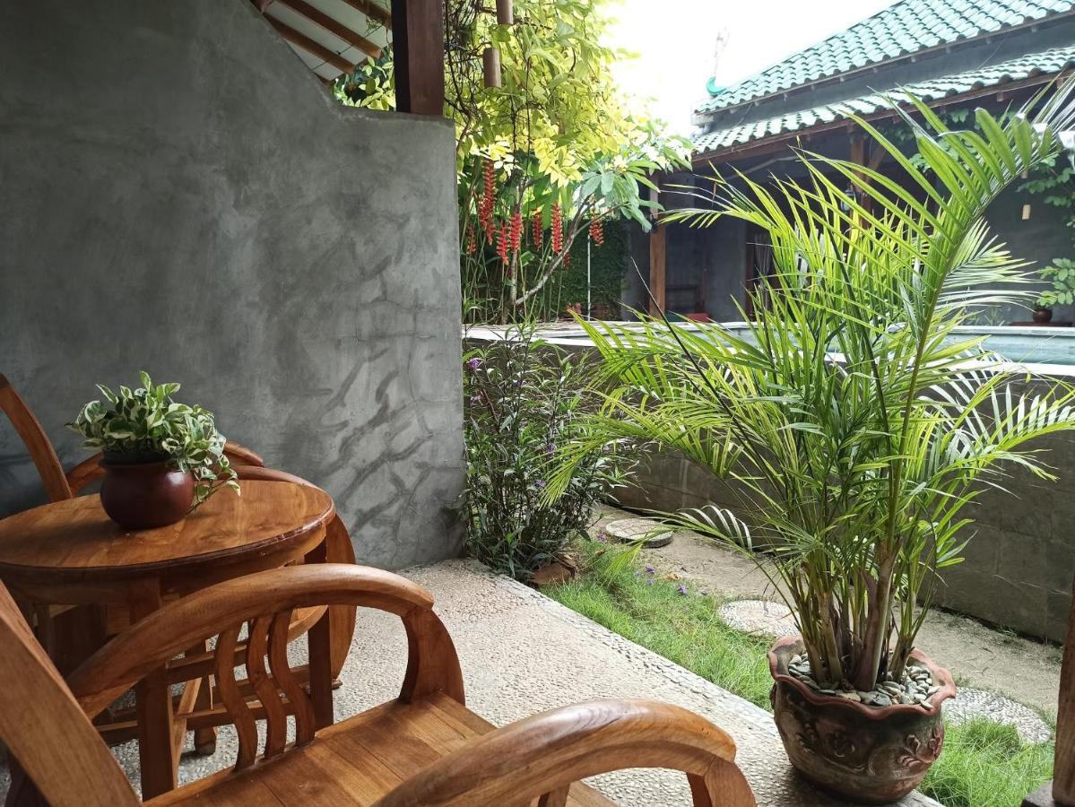 Watukarung Ristu *